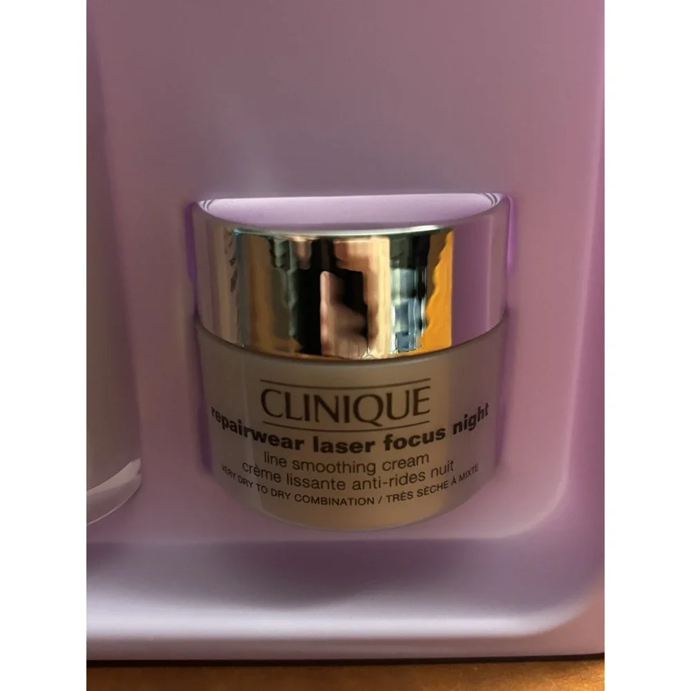 Clinique repairwear power